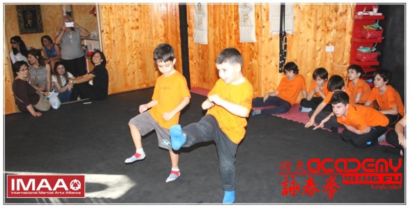 Kung Fu Bambini Academy Italia di Sifu Salvatore Mezzone Wing Tjun Ving Tsun Chun cinene artimarziali tradizionali e sport da combattimento Caserta accademia nazionale (8)